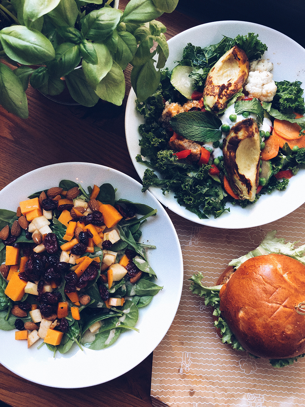 Neu in Haidhausen Bowls & Burger bei B.Good amazed