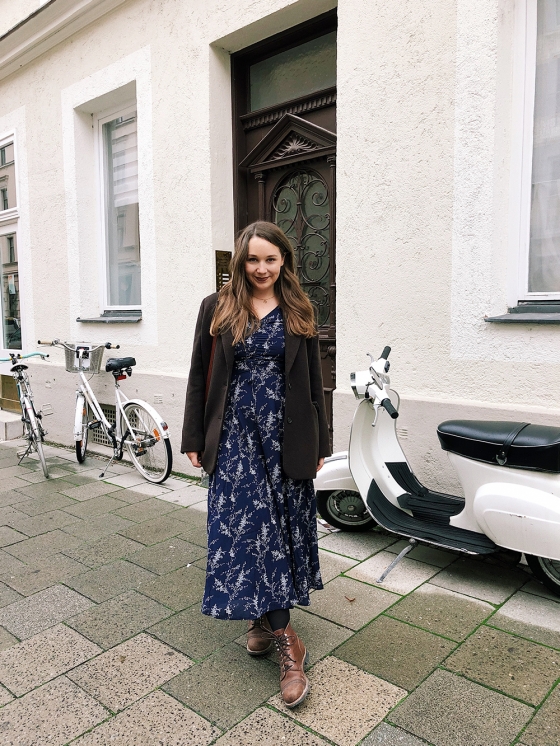 Midikleid mit Blumenmuster